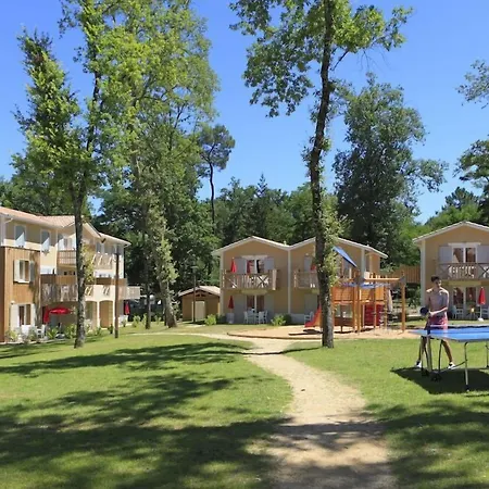 Vacancéole - Le Domaine Du Golf D'albret 3*