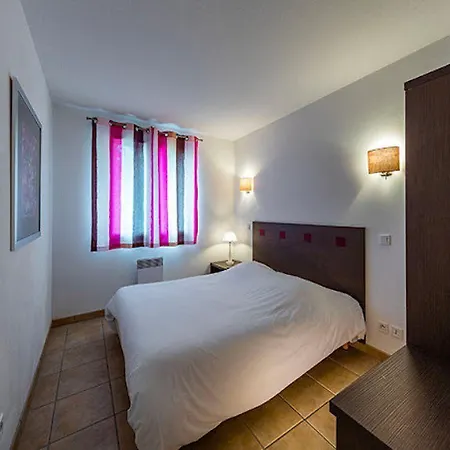 Sowell Le Domaine Du Golf D'albret Apartmanhotel Barbaste