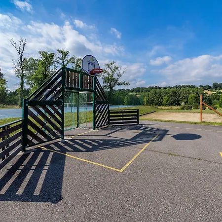 Vacancéole - Le Domaine Du Golf D'albret Appart hôtel Barbaste