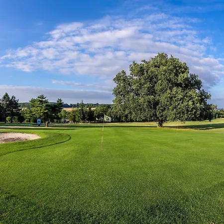 Sowell Le Domaine Du Golf D'albret 3* Barbaste