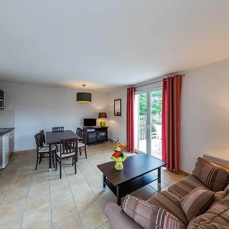 Appart hôtel Vacancéole - Le Domaine Du Golf D'albret Barbaste