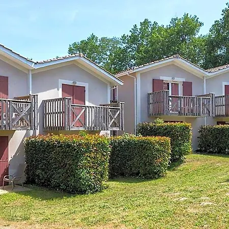 Apartahotel Sowell Le Domaine Du Golf D'albret Barbaste