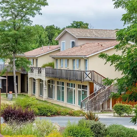 Aparthotel Vacanceole - Le Domaine Du Golf D'albret Barbaste