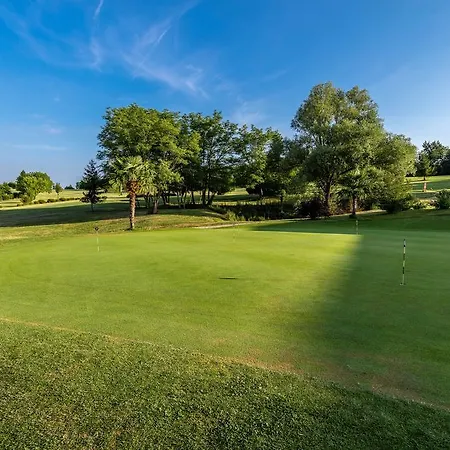 Sowell Le Domaine Du Golf D'albret Apartmanhotel
