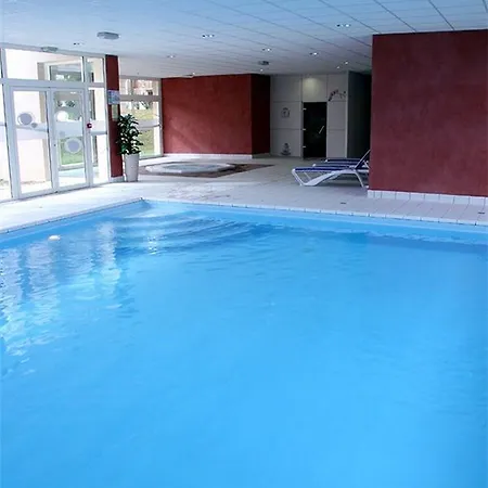 Vacanceole - Le Domaine Du Golf D'albret Aparthotel